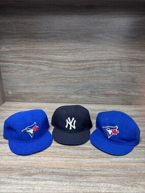 MLB Kids New York Yankees Black Cap & Toronto Blue Jays Royal Blue Caps Set